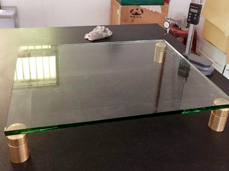 切玻璃的工作臺多大？規(guī)格介紹！